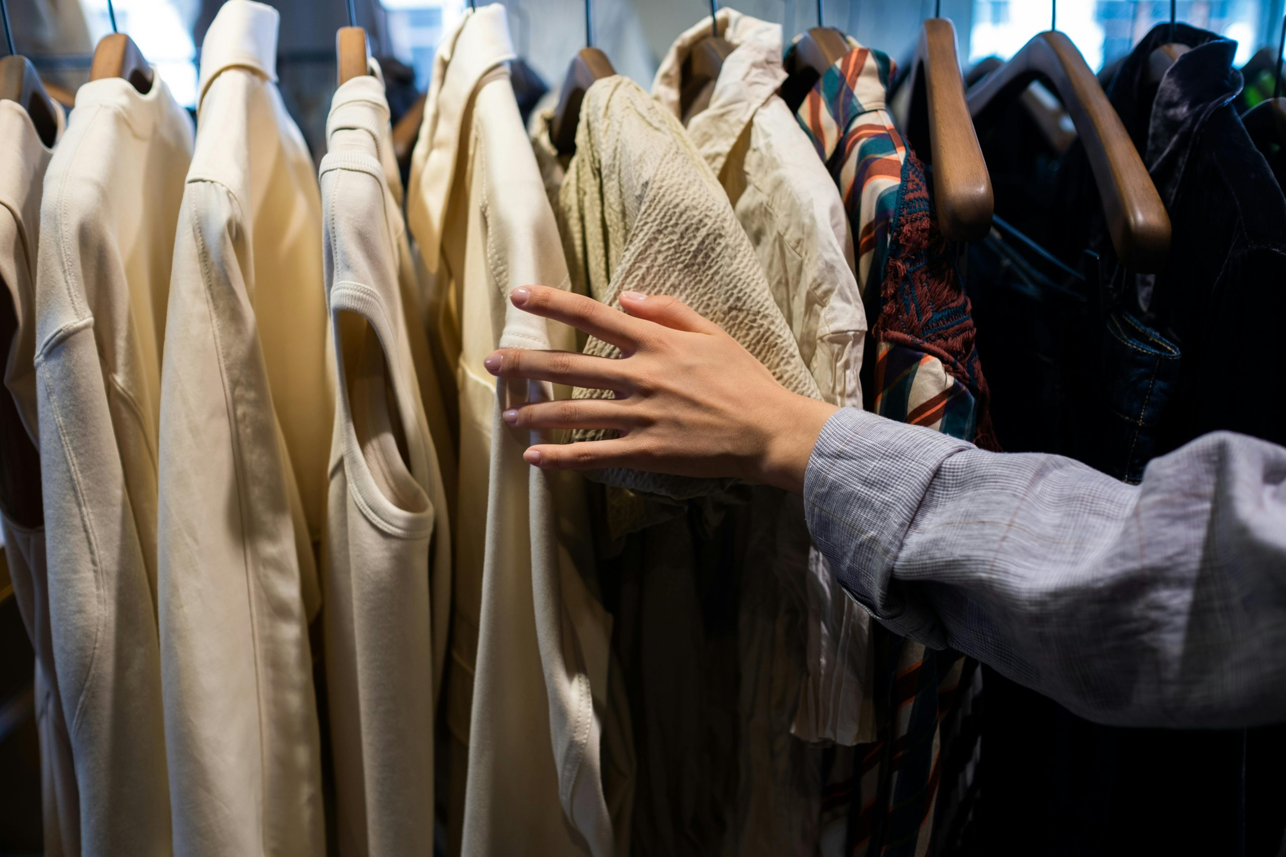The Art of Wardrobe Organization: Maximizing Your Shopping Investments